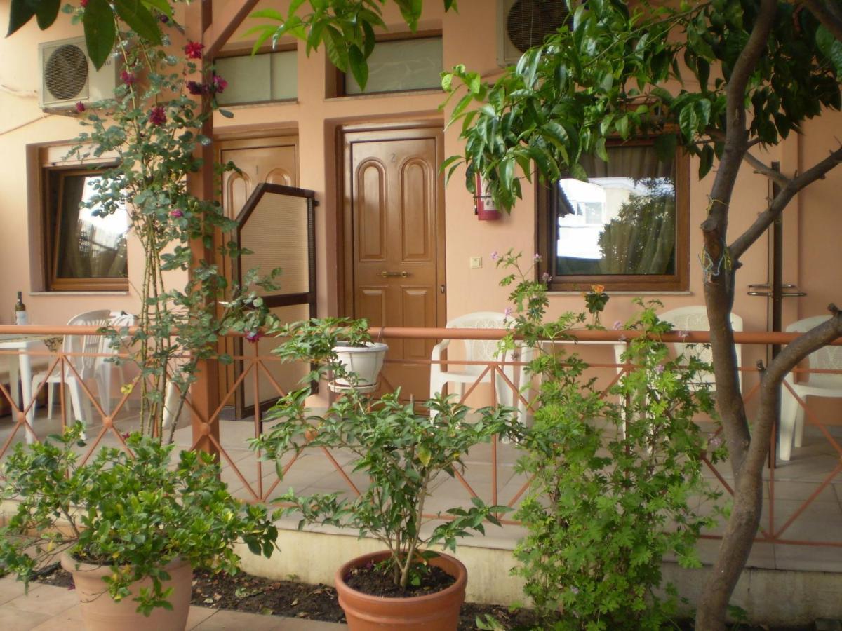 Studios Ioanna Néos Marmarás Exterior foto